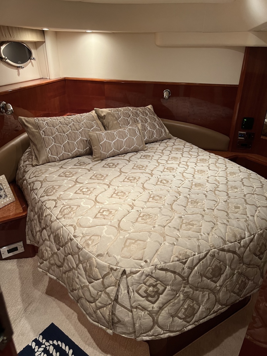 2004 Viking Princess V58