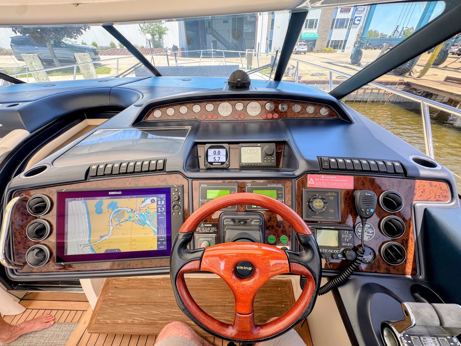 2004 Viking Princess V58