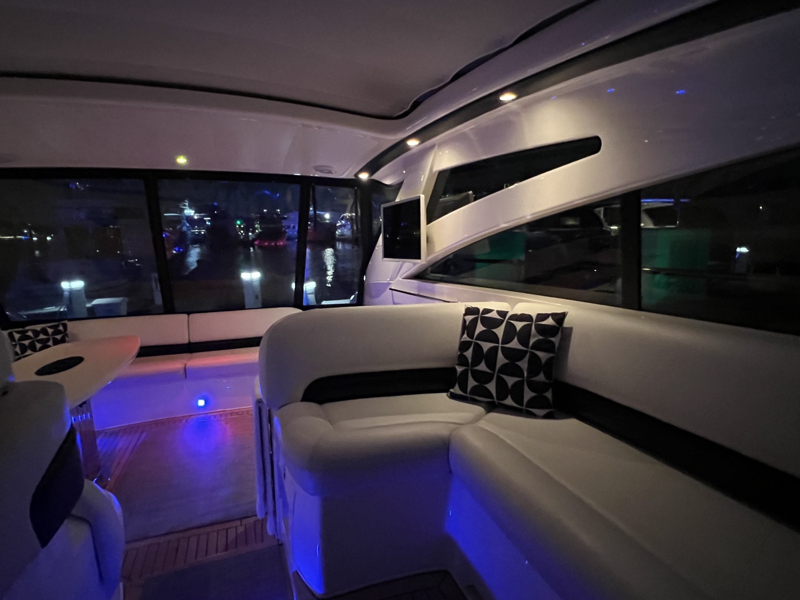2004 Viking Princess V58