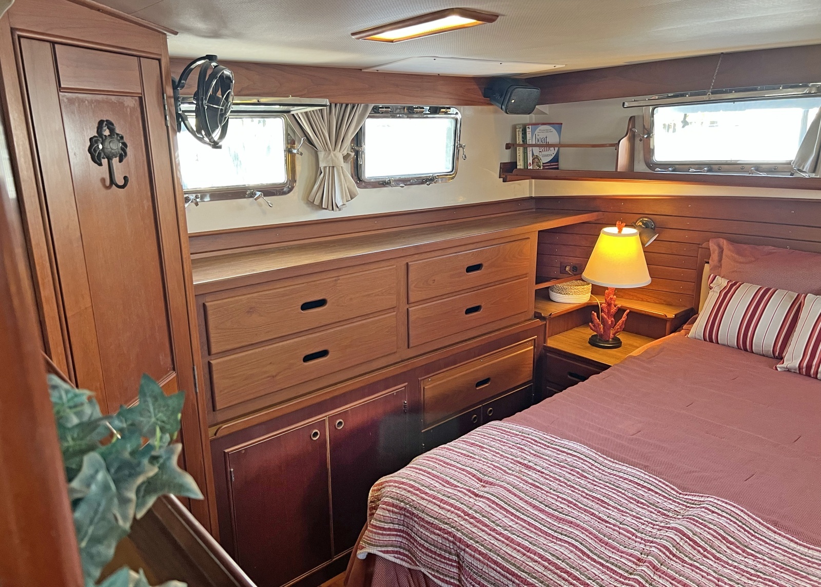 1991 Grand Banks Motoryacht