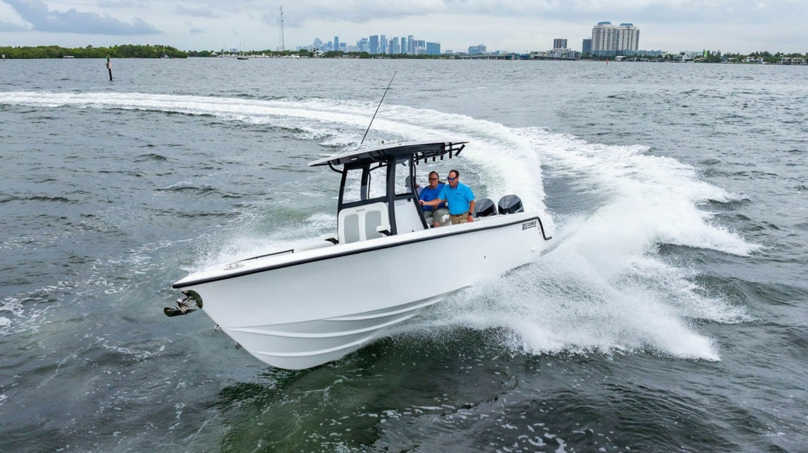 2027 Reef Runner 280