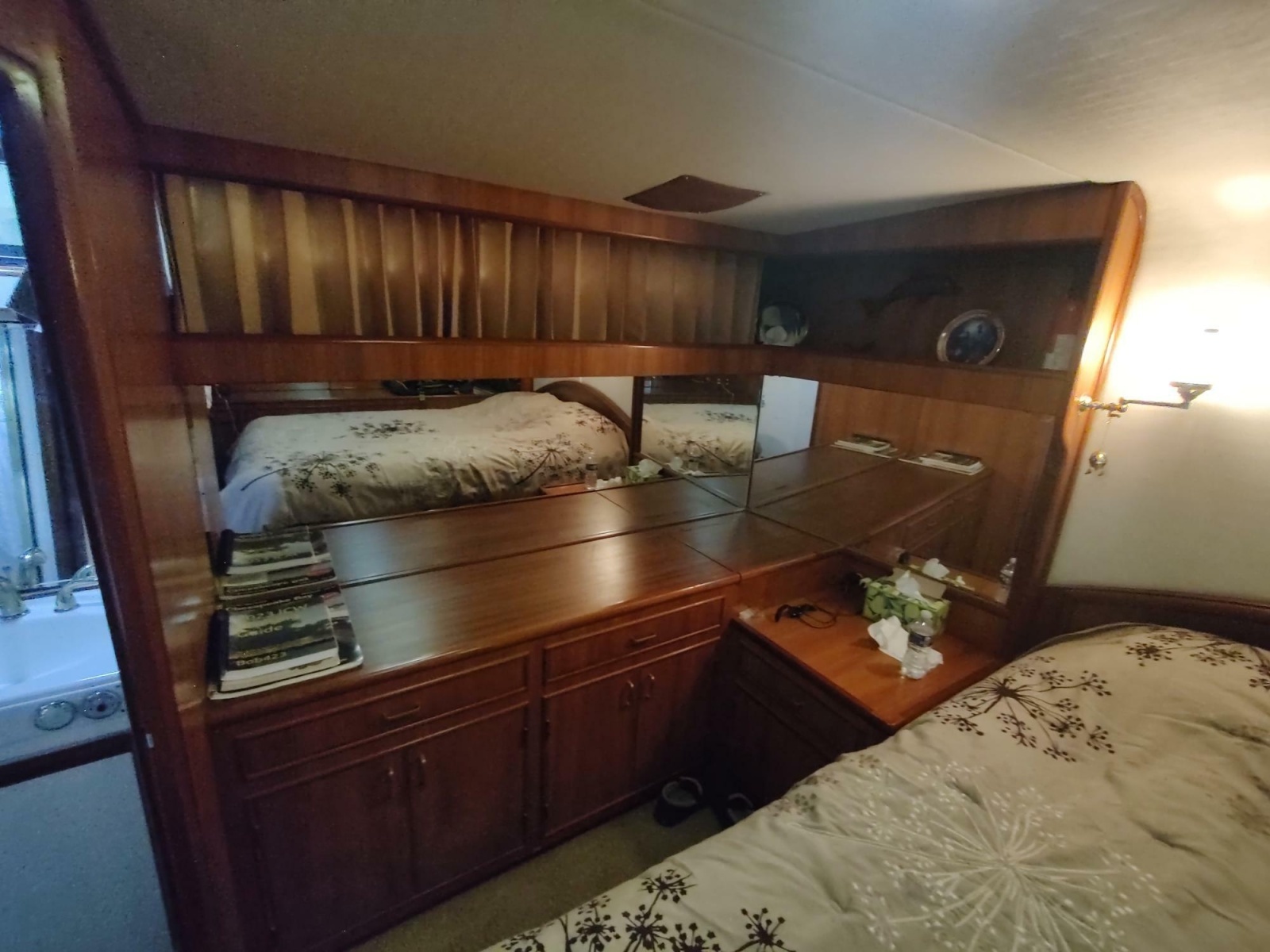 1989 Hyatt Double Cabin Motoryacht