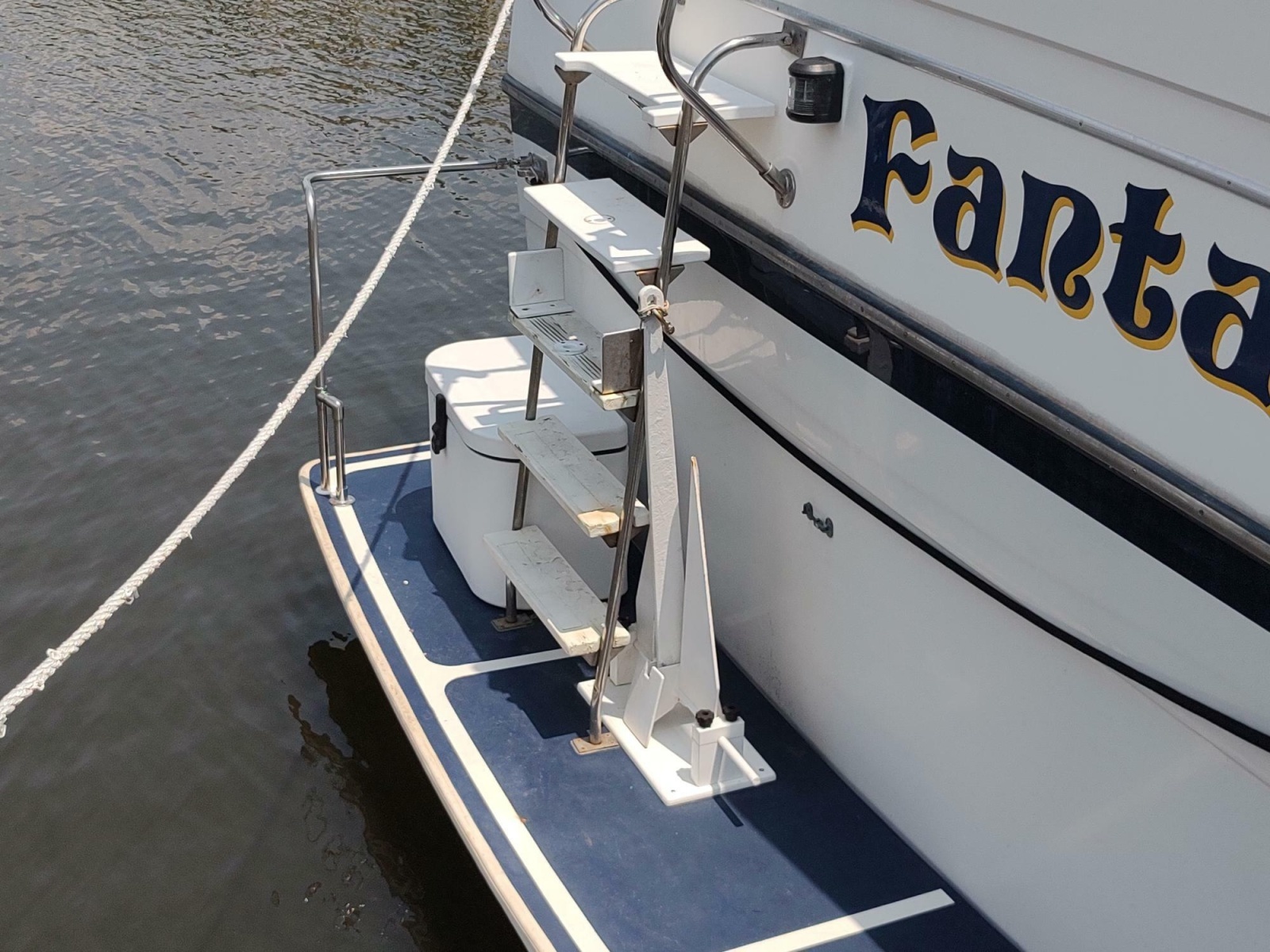 1989 Hyatt Double Cabin Motoryacht