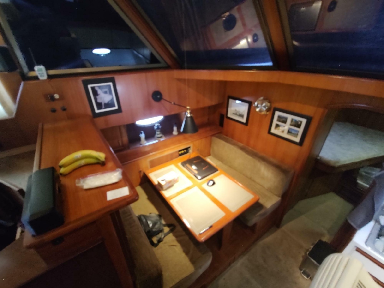 1989 Hyatt Double Cabin Motoryacht