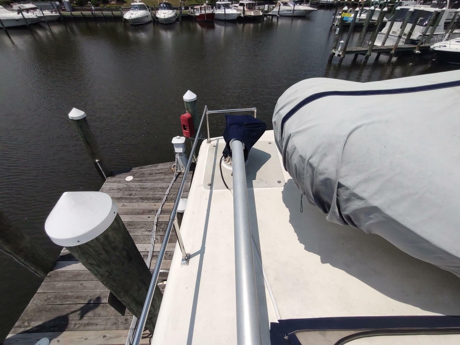 1989 Hyatt Double Cabin Motoryacht