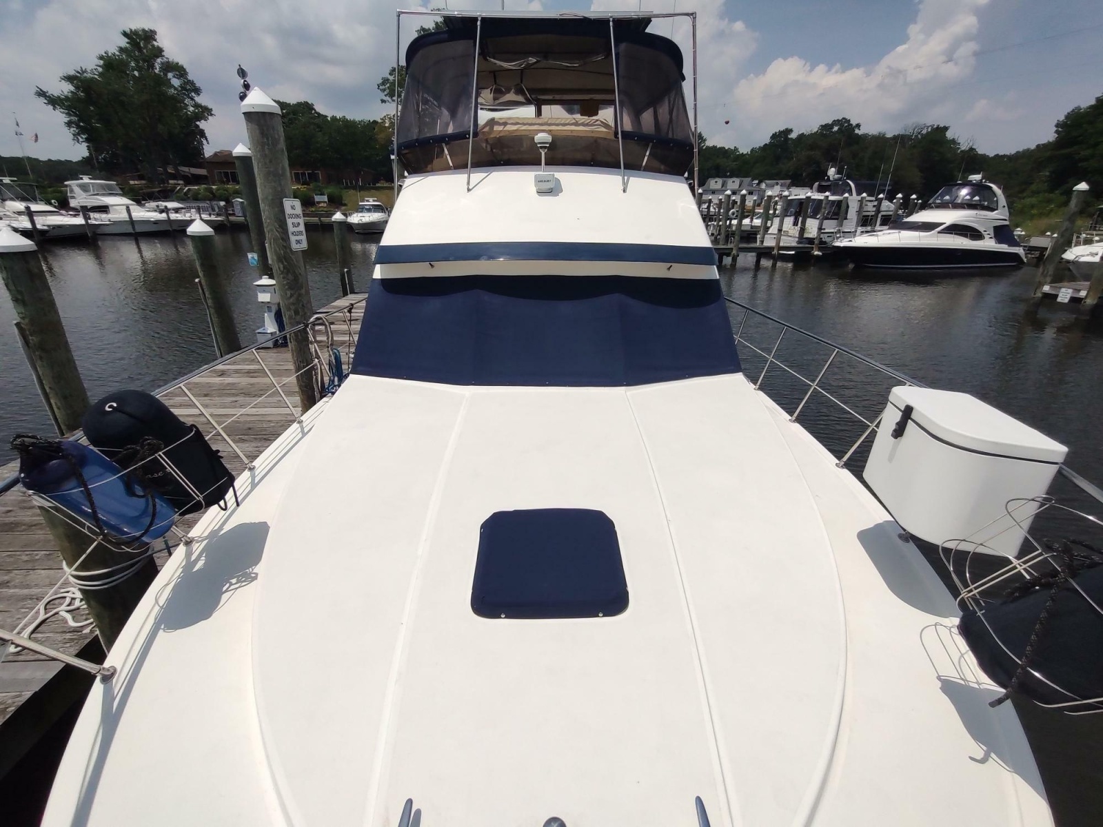1989 Hyatt Double Cabin Motoryacht