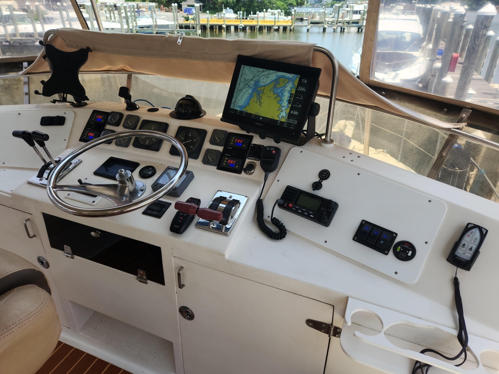 1989 Hyatt Double Cabin Motoryacht