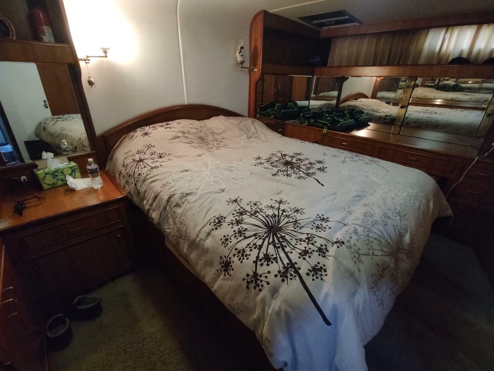 1989 Hyatt Double Cabin Motoryacht