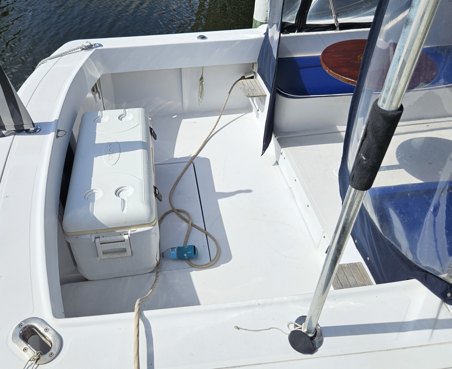 2000 Mainship Pilot 30