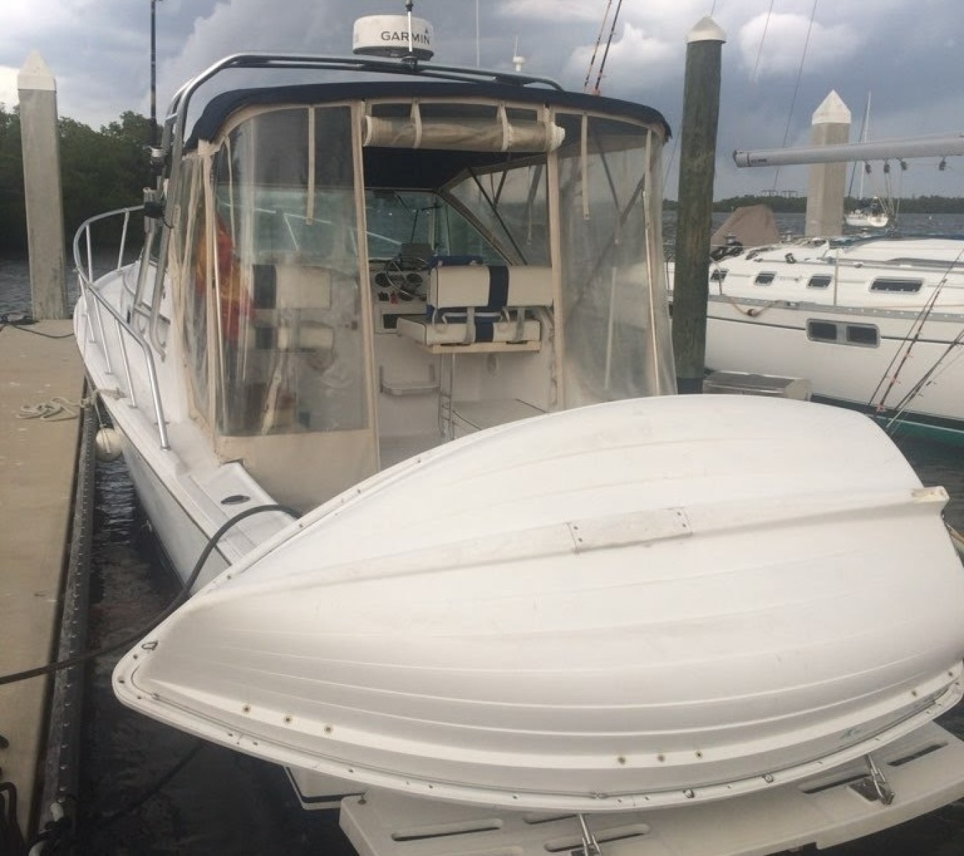 2000 Mainship Pilot 30