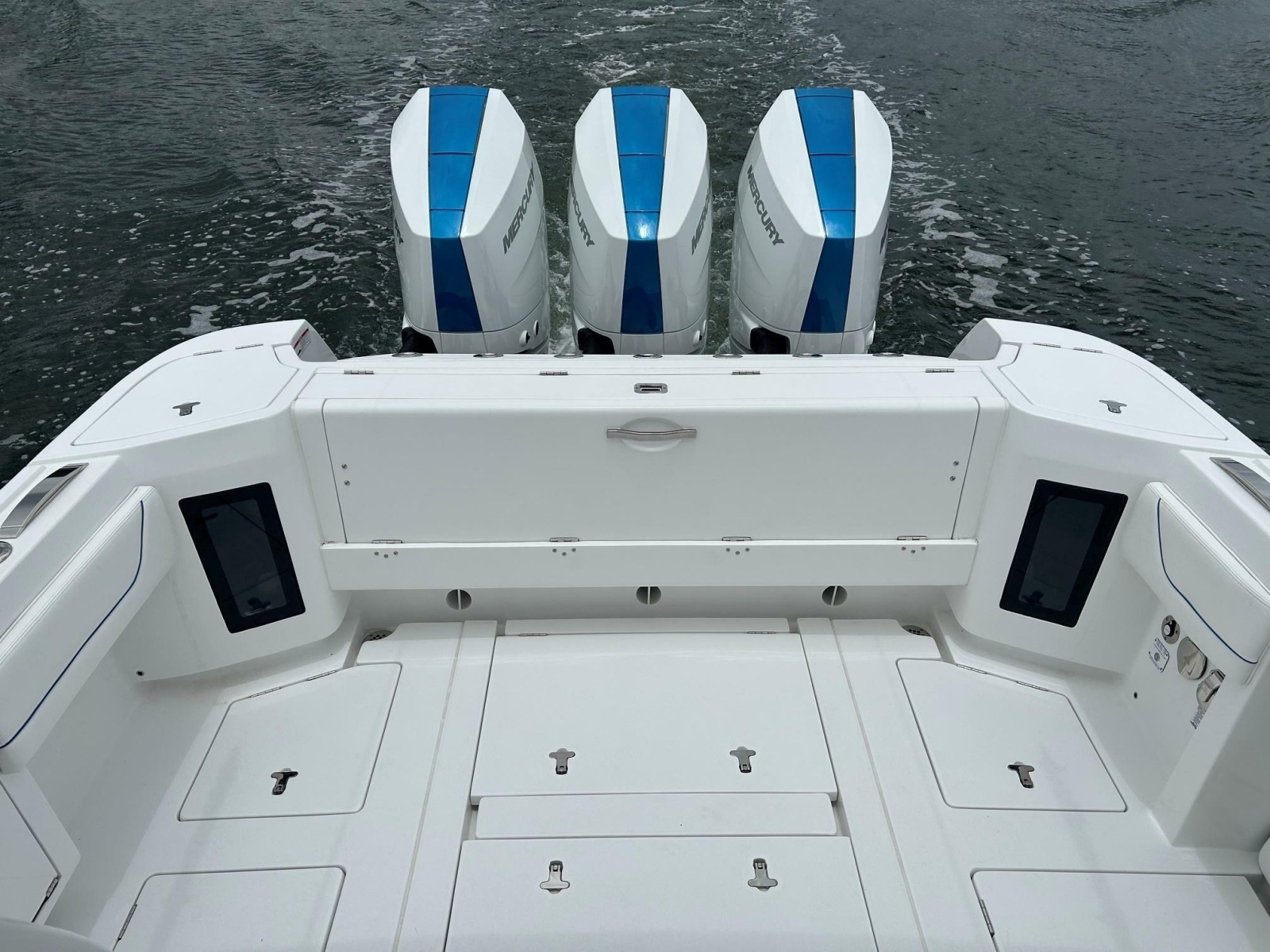 2025 Intrepid 375 Nomad