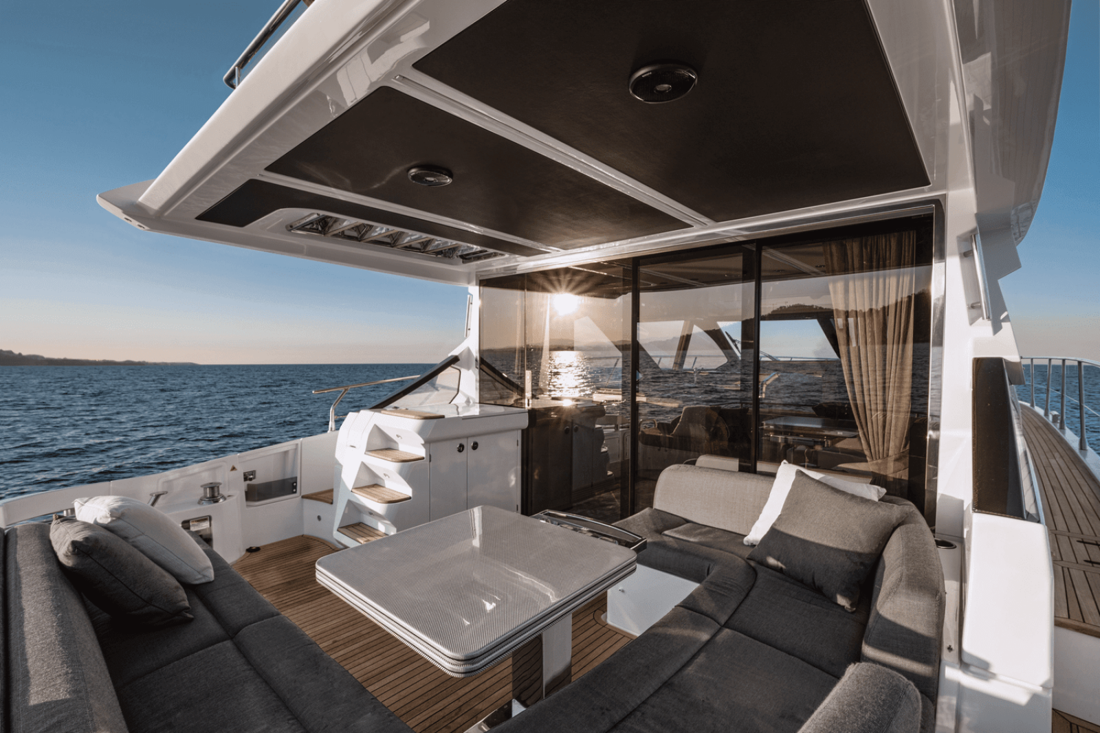 59ft Azimut Yacht For Sale