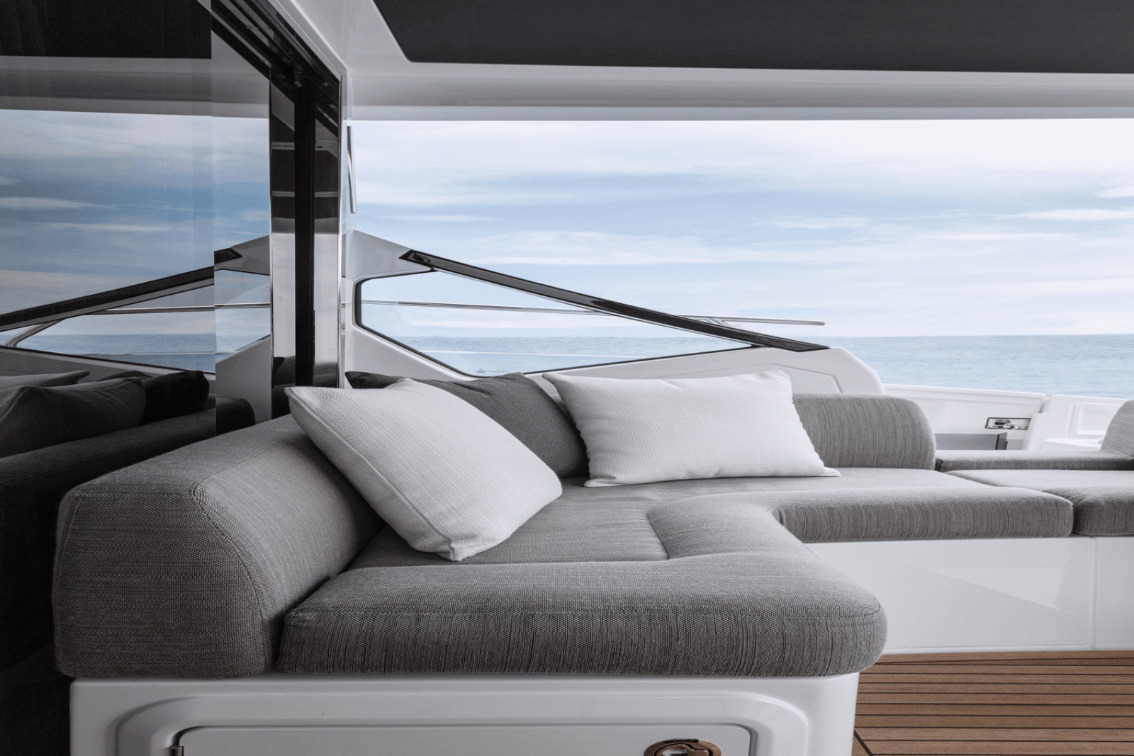2023 Azimut S6