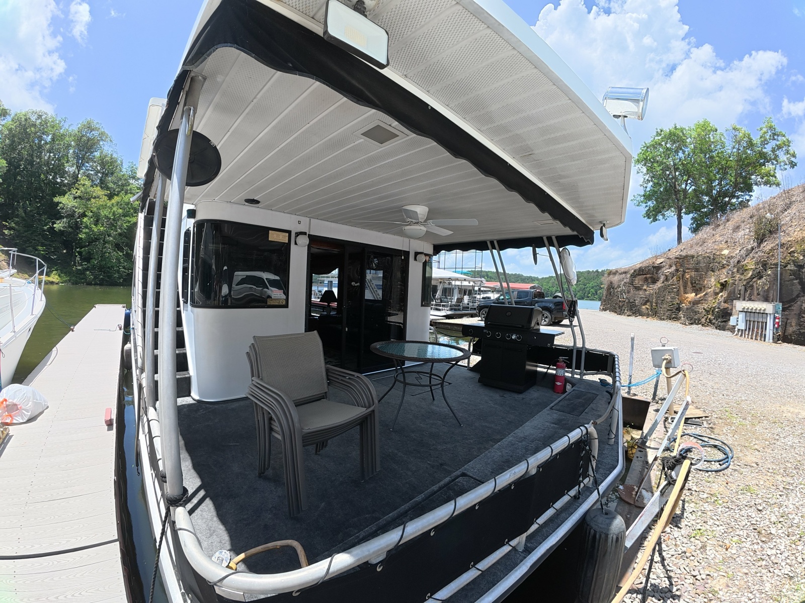 1996 Lakeview 14x56 houseboat