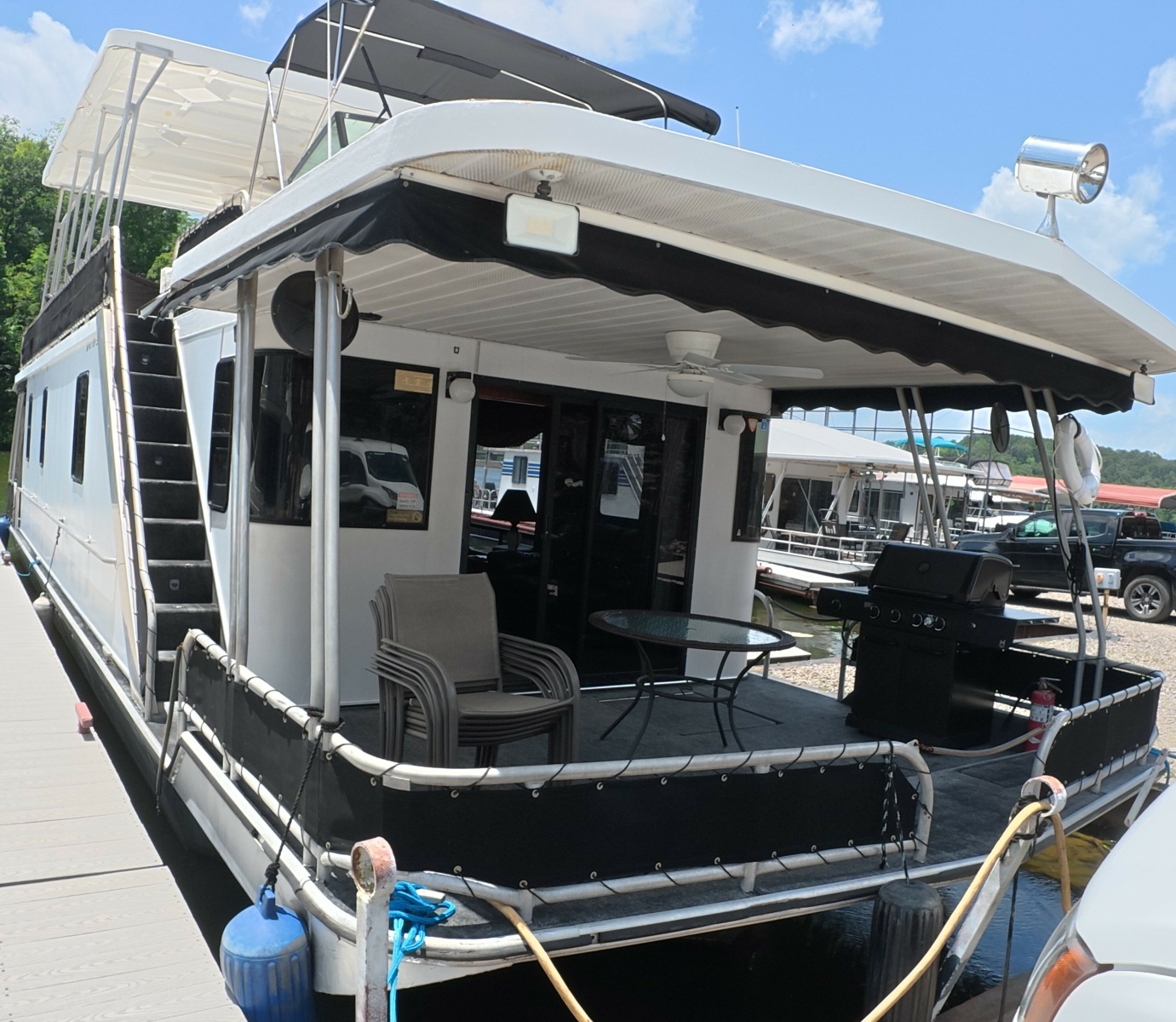 1996 Lakeview 14x56 houseboat