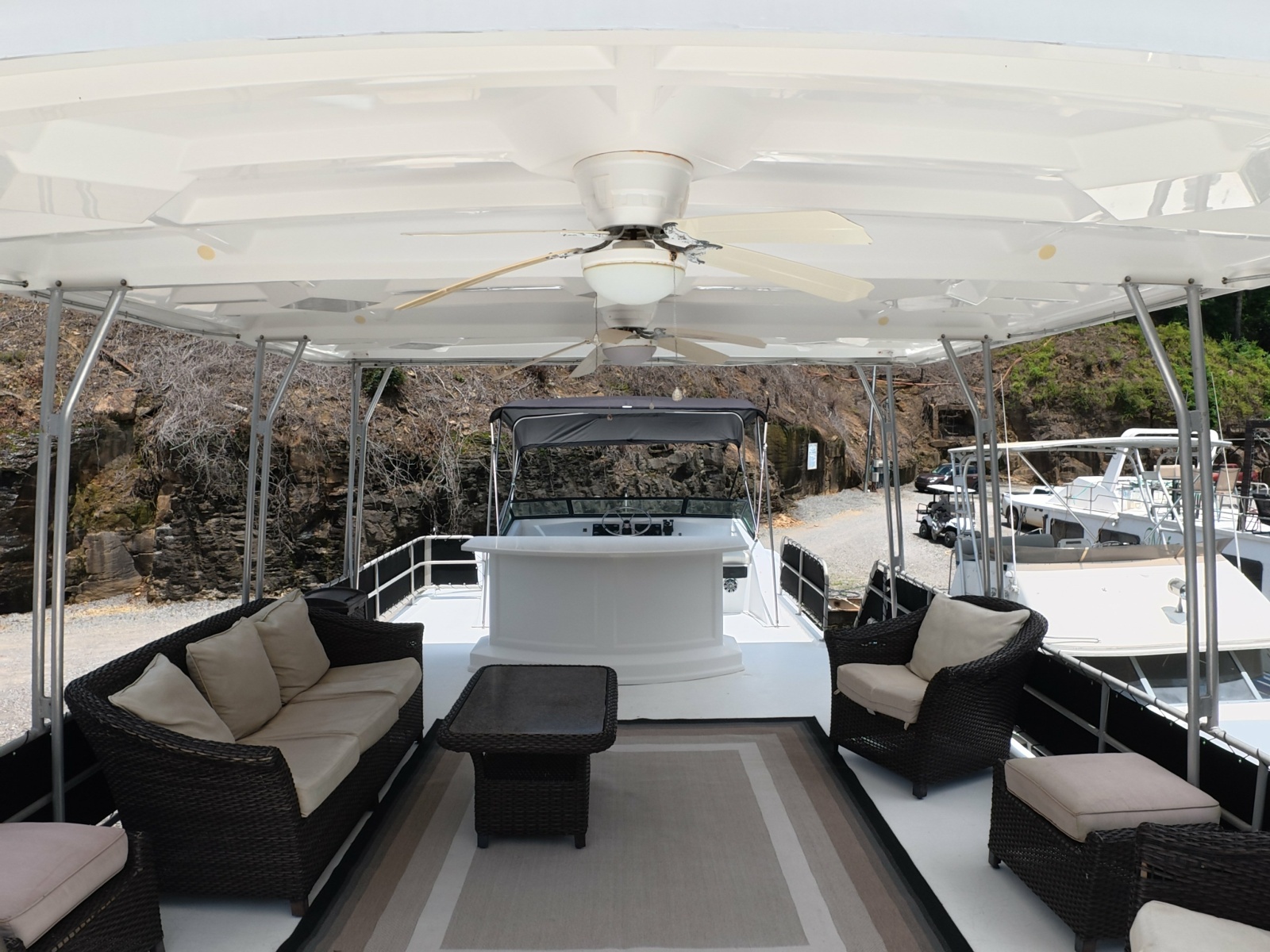 1996 Lakeview 14x56 houseboat