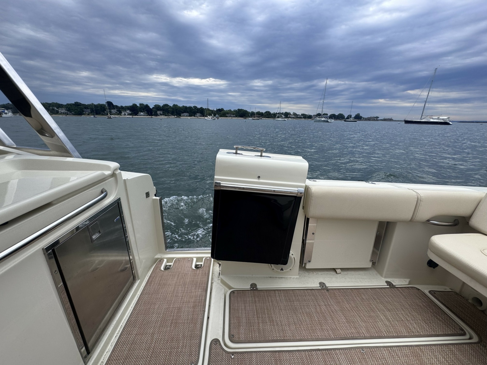 30' 2018 Chris-Craft 30 Calypso