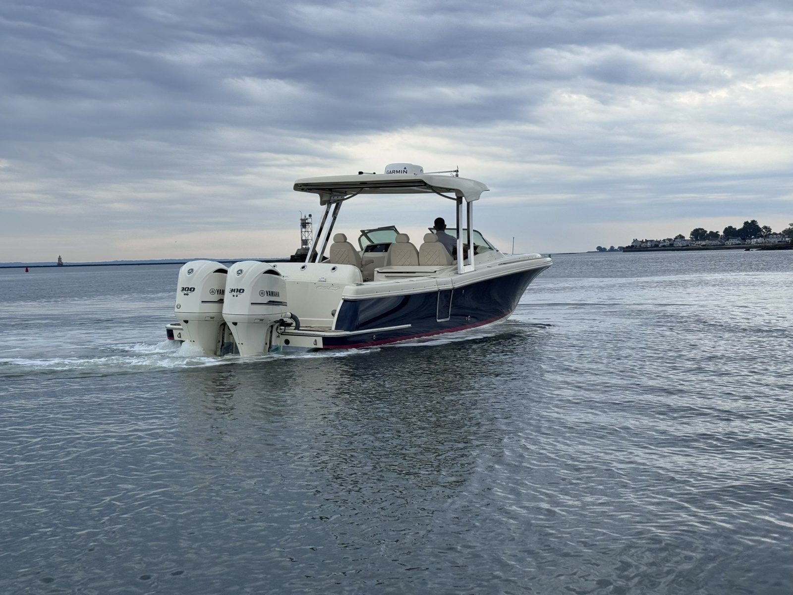 30' 2018 Chris-Craft 30 Calypso
