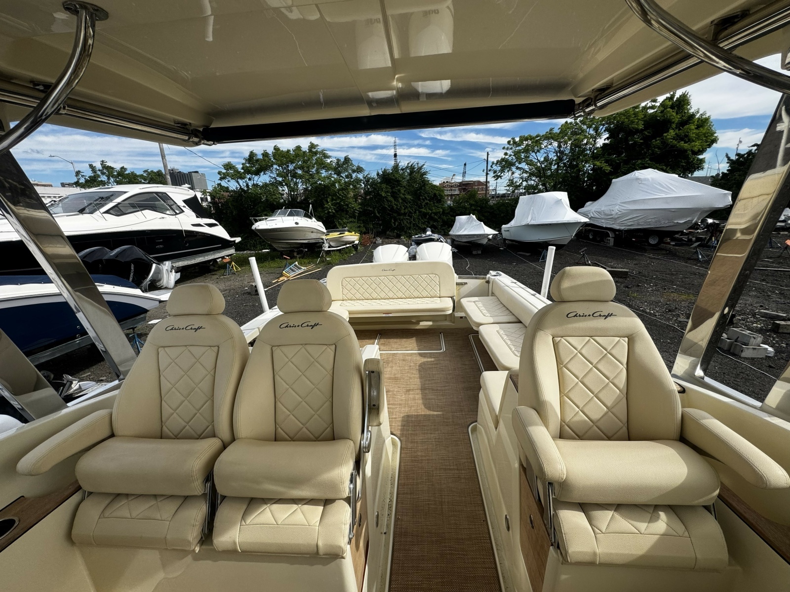 2018 Chris-Craft 30 Calypso