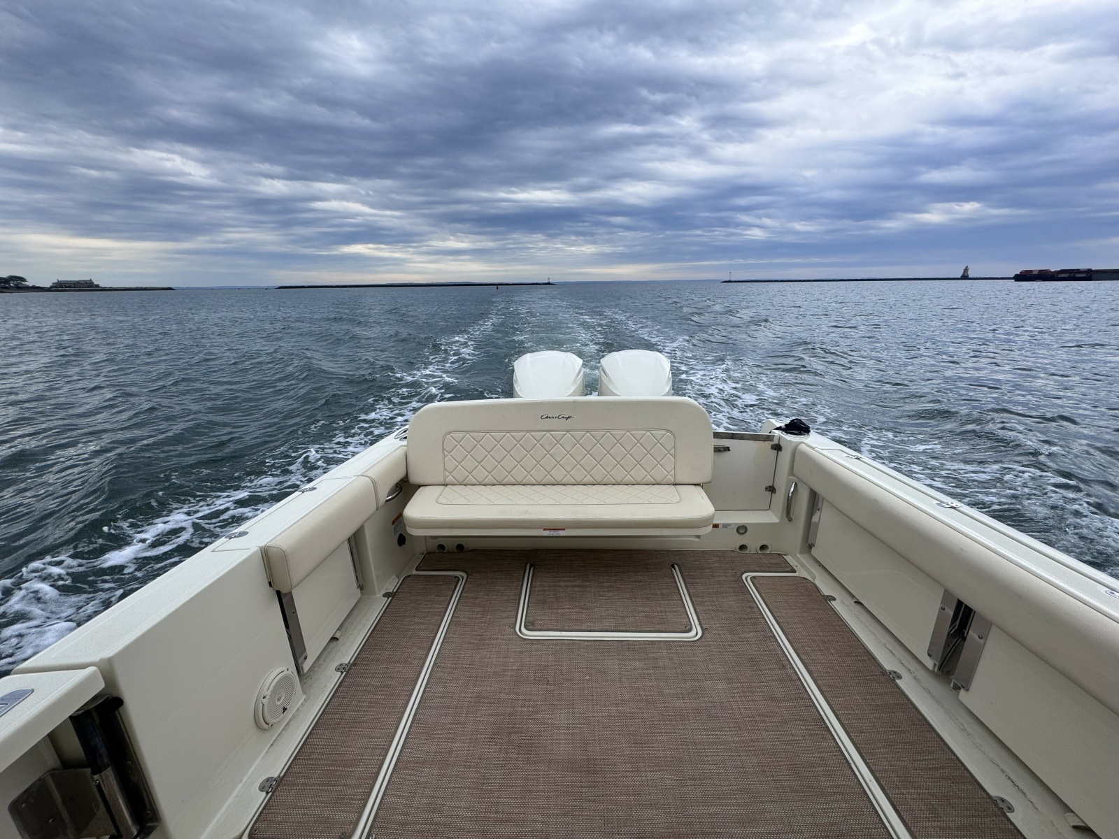 2018 Chris-Craft 30 Calypso