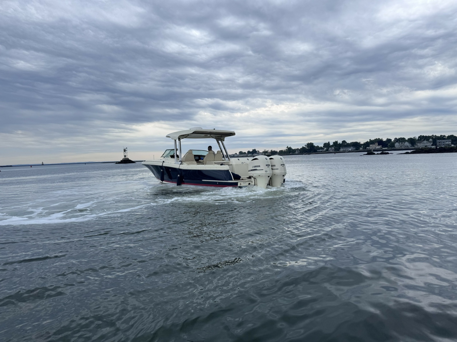 30' 2018 Chris-Craft 30 Calypso