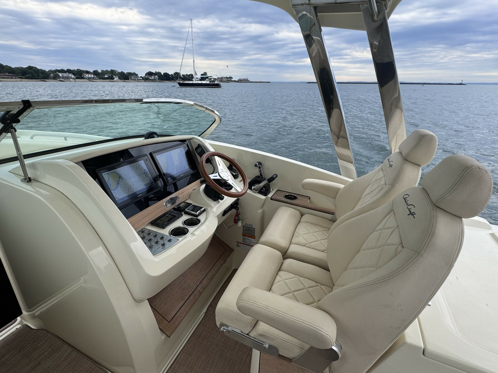 30' 2018 Chris-Craft 30 Calypso