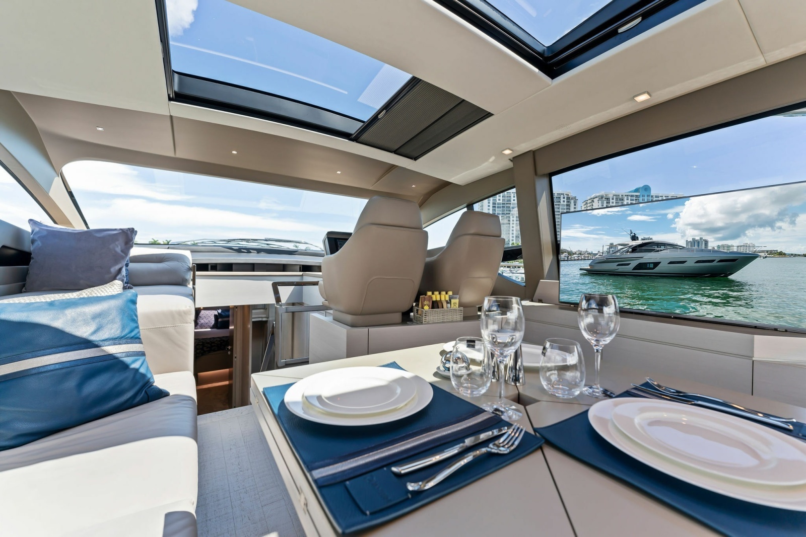 2022 Pershing 7X