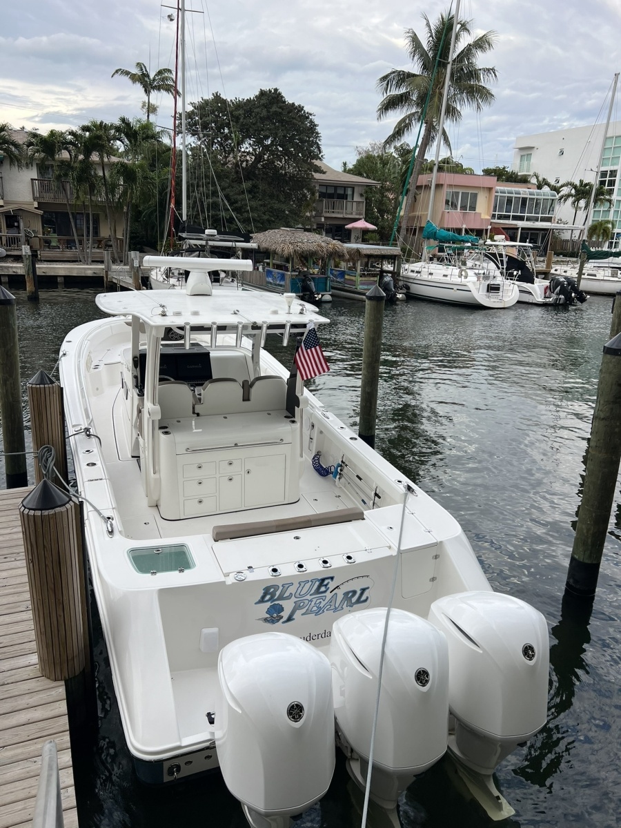 2018 Edgewater 370CC