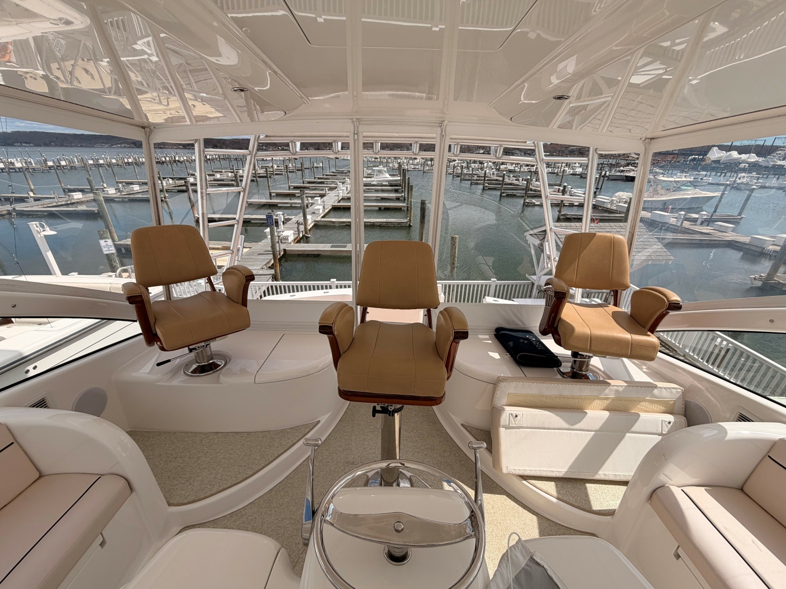 Viking 42 UNREEL - Helm Chairs