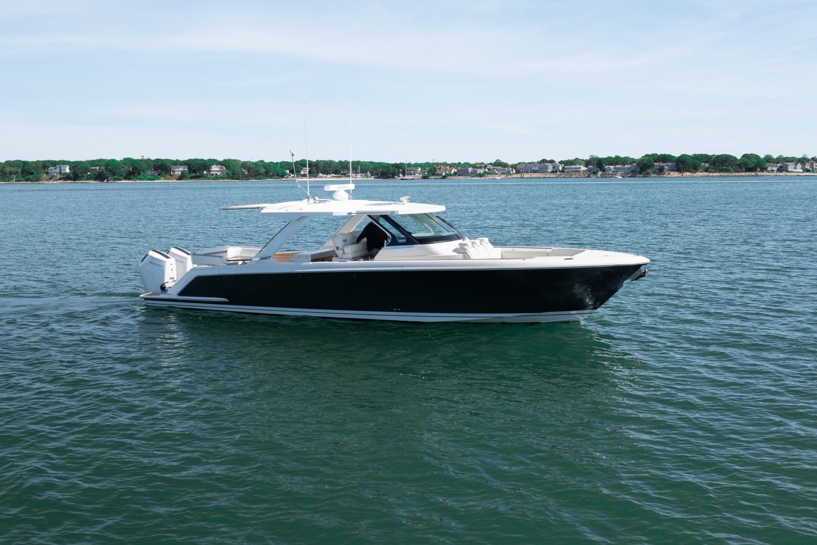 2024 Tiara Sport 