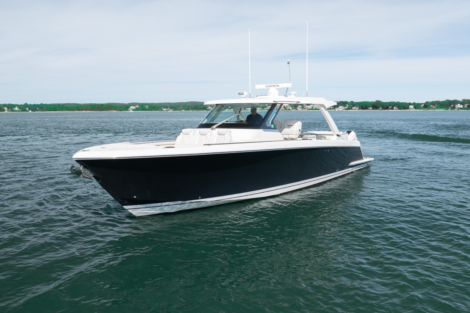 2024 Tiara Sport 