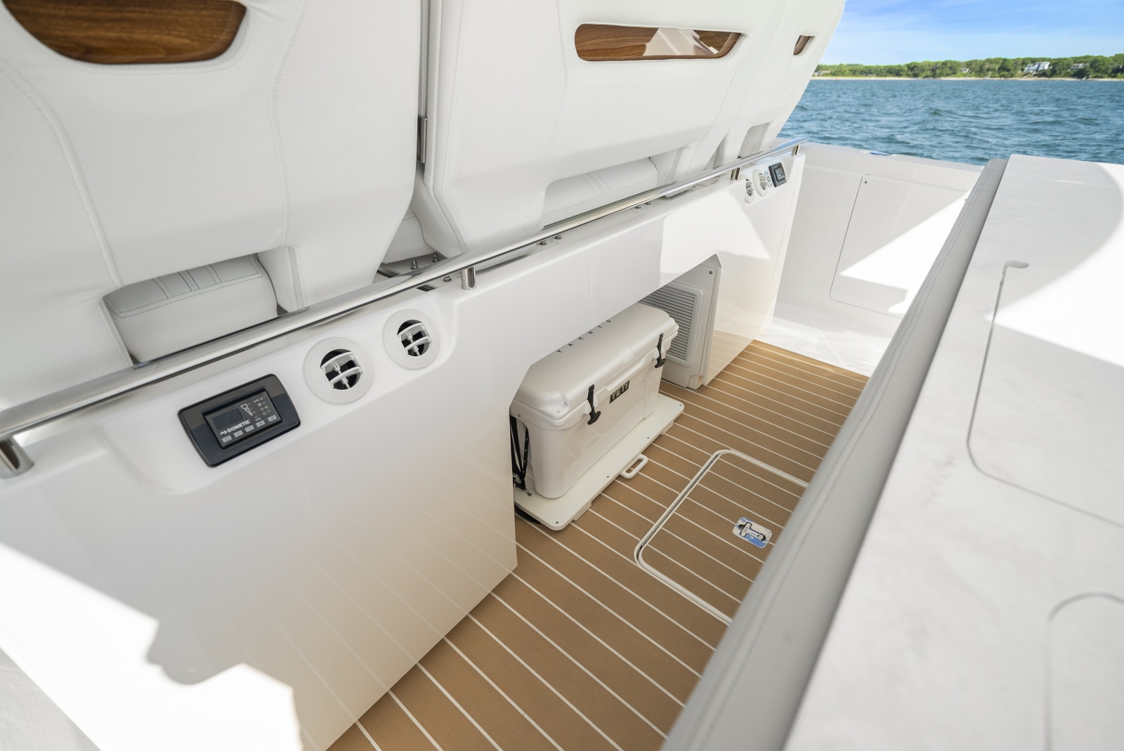2024 Tiara Sport 