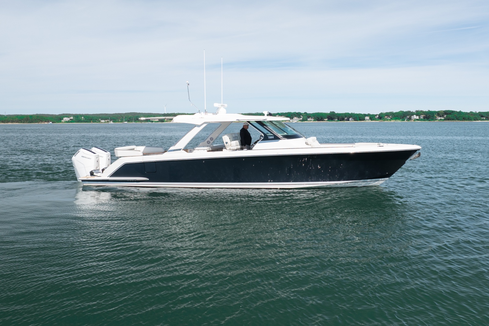 2024 Tiara Sport 