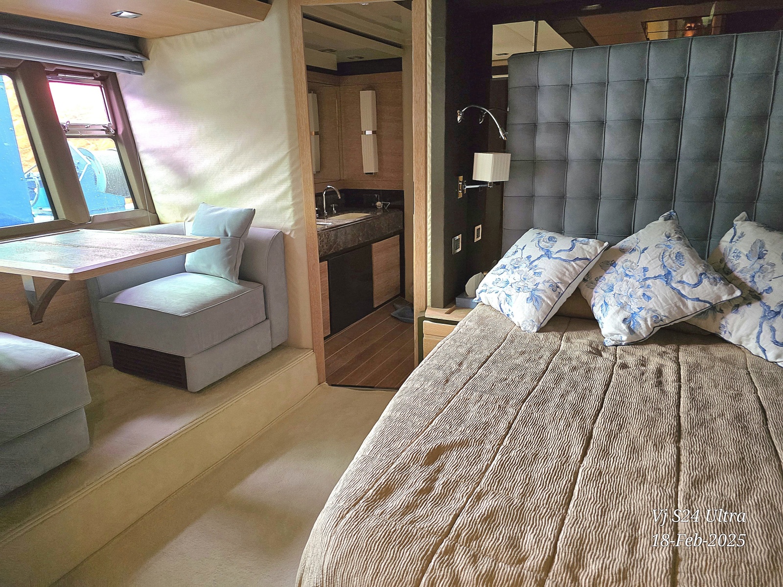 2011 Azimut 70