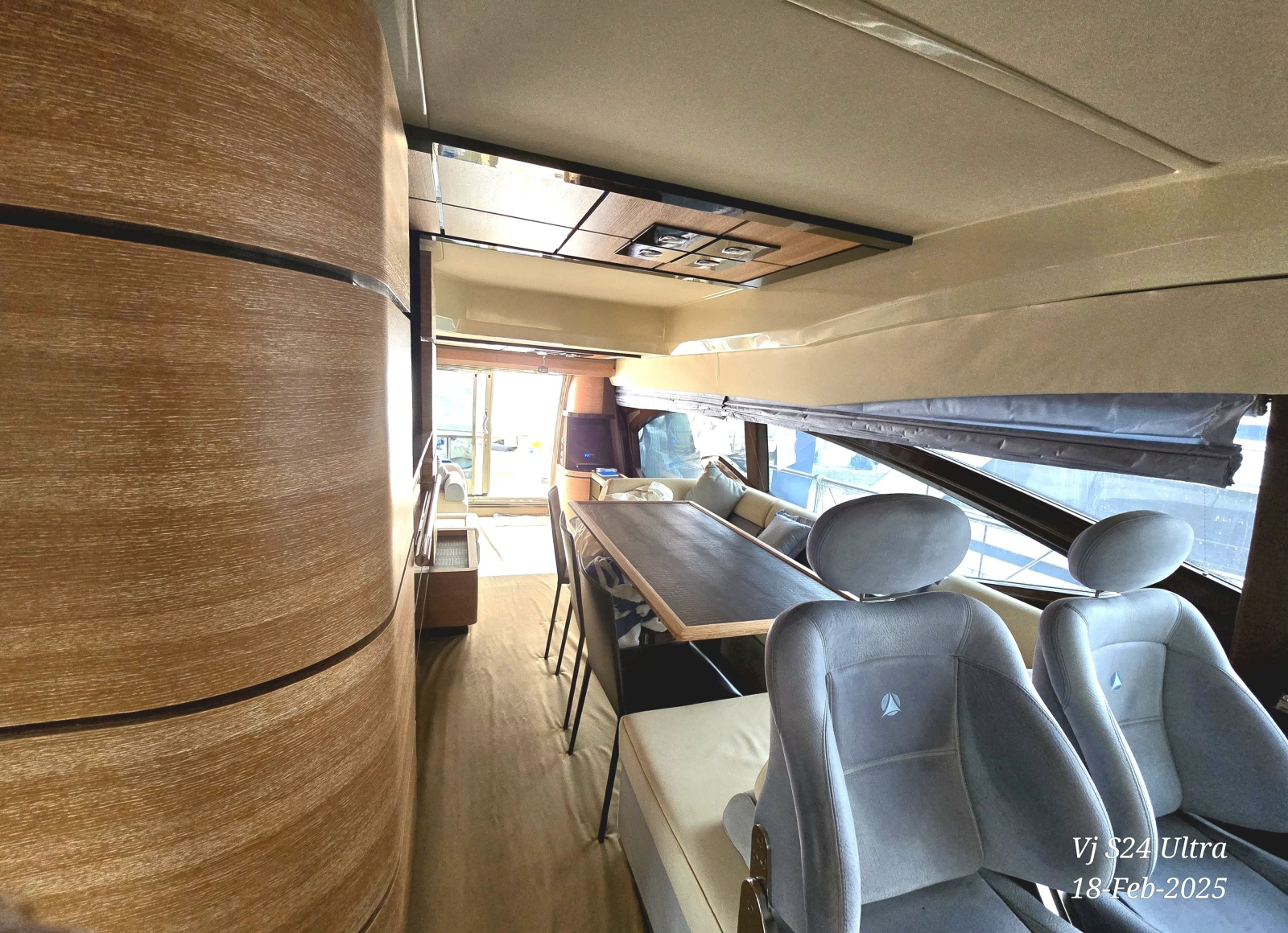 2011 Azimut 70
