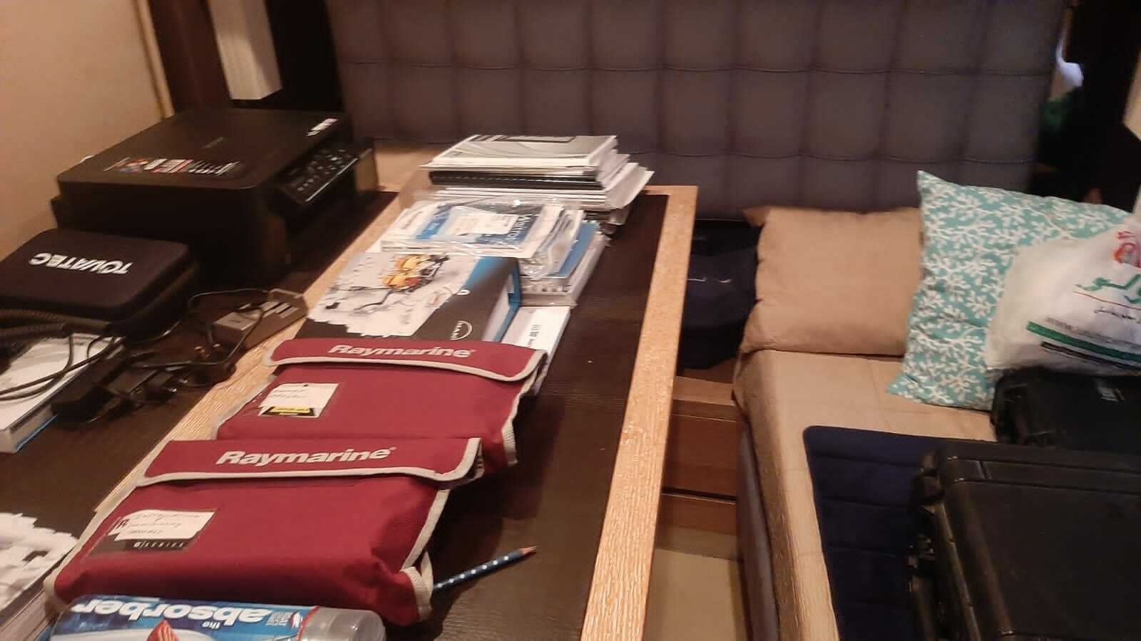 2011 Azimut 70