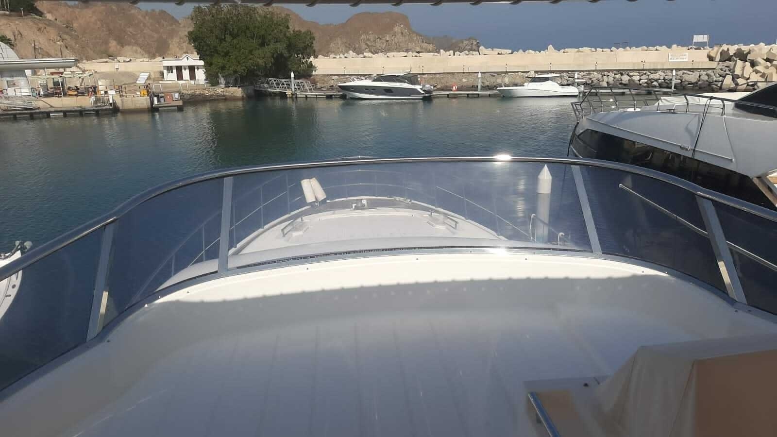 2011 Azimut 70