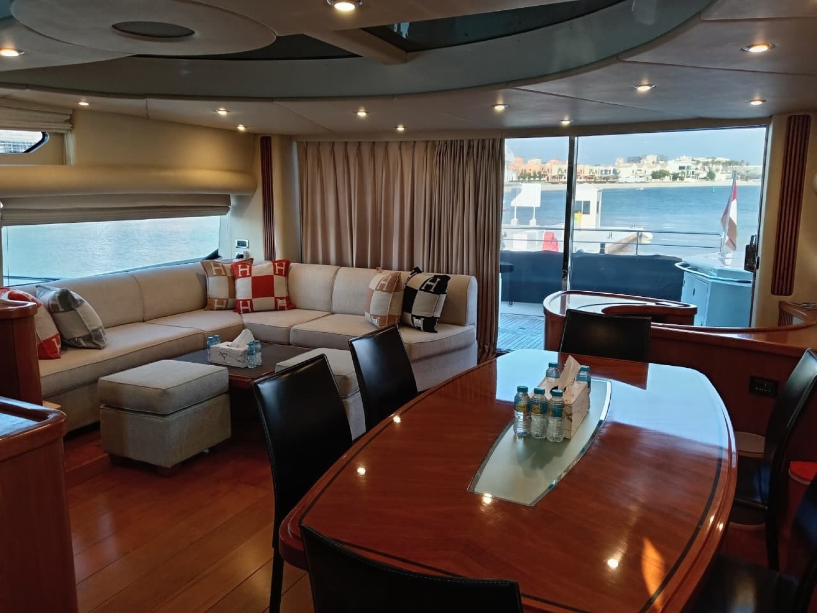2006 Sunseeker Predator 82