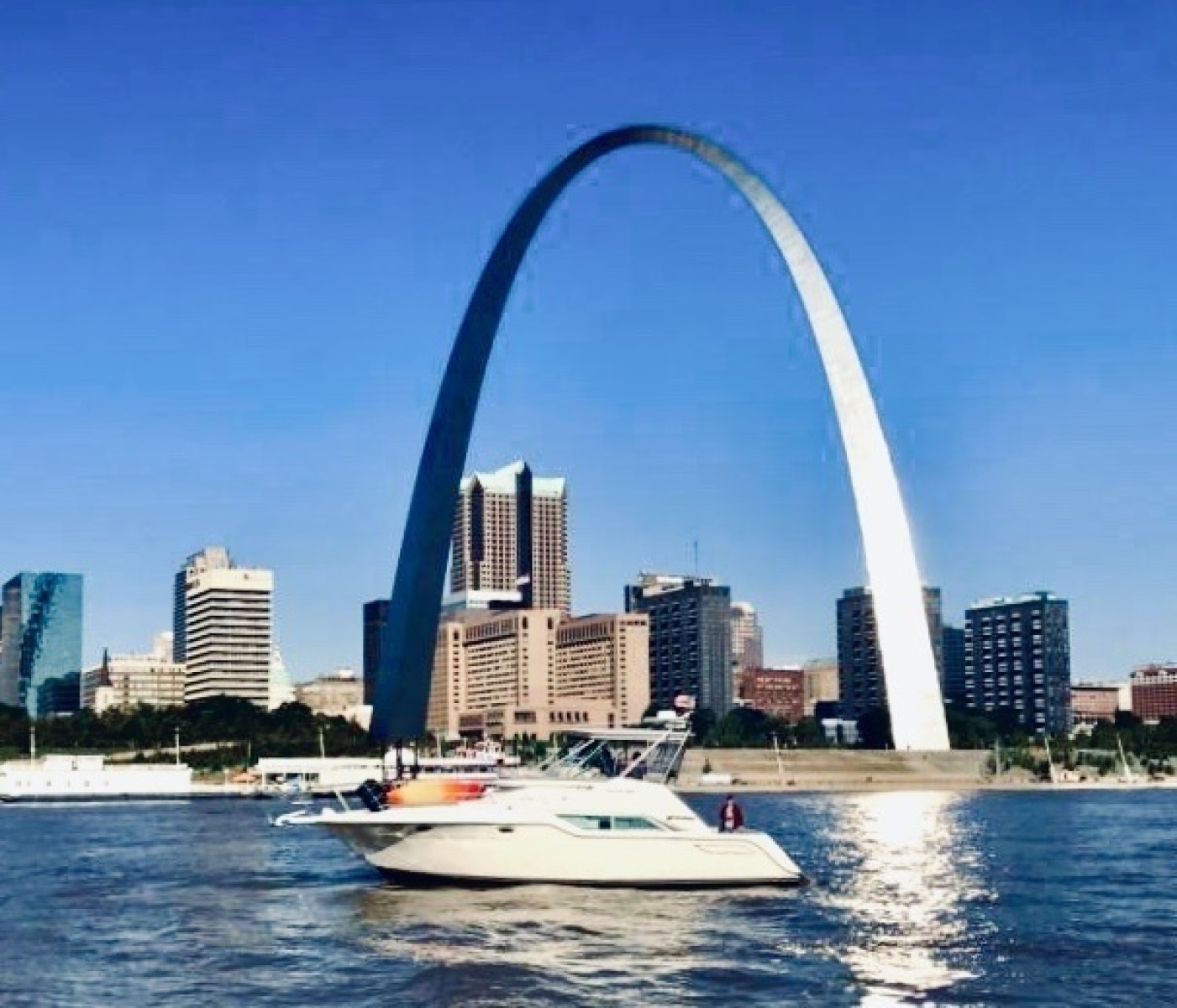 42' Cruisers in St. Louis