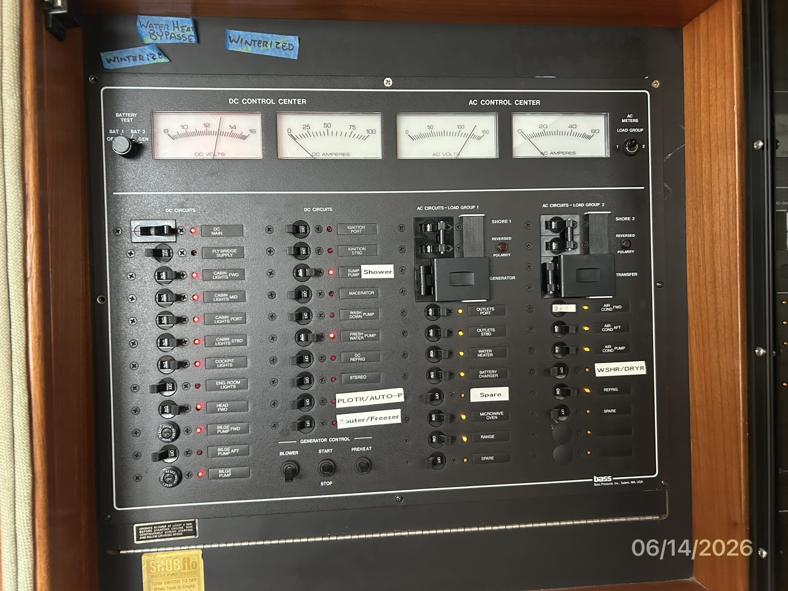 42' Cruisers electrical panel