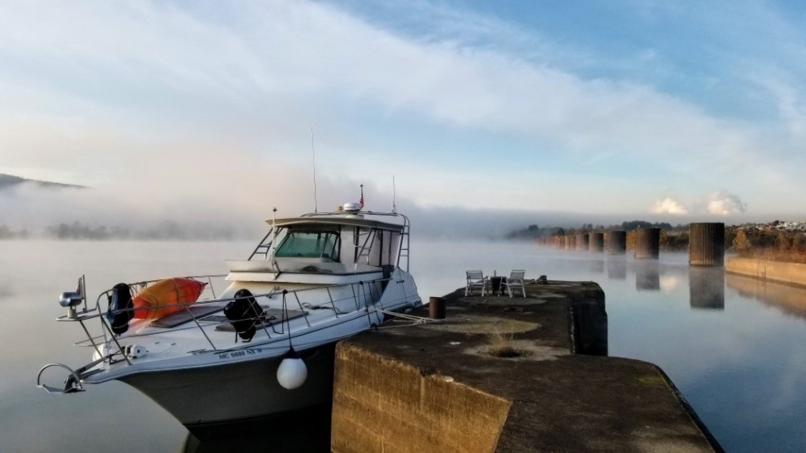 42' Cruisers port forward profile