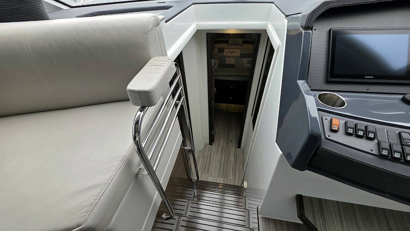 Main Cabin Berthing Companionway