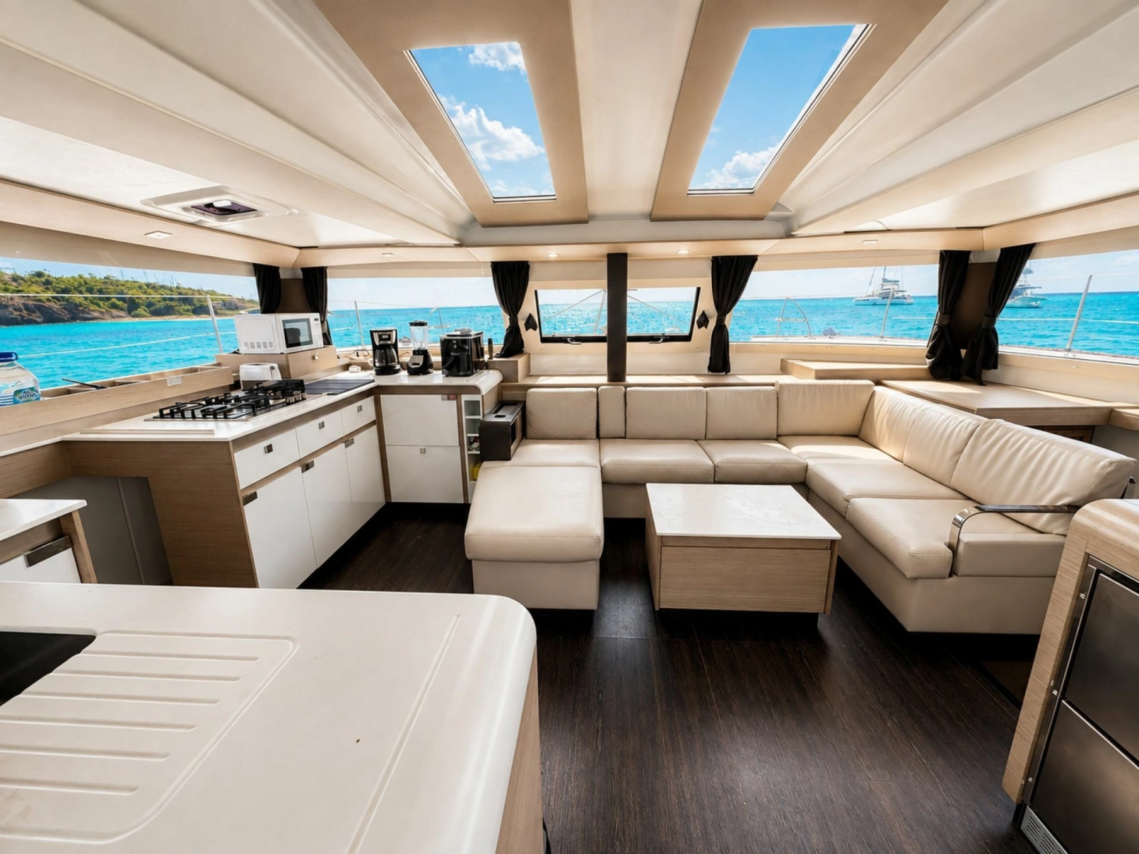 2022 Fountaine Pajot Elba