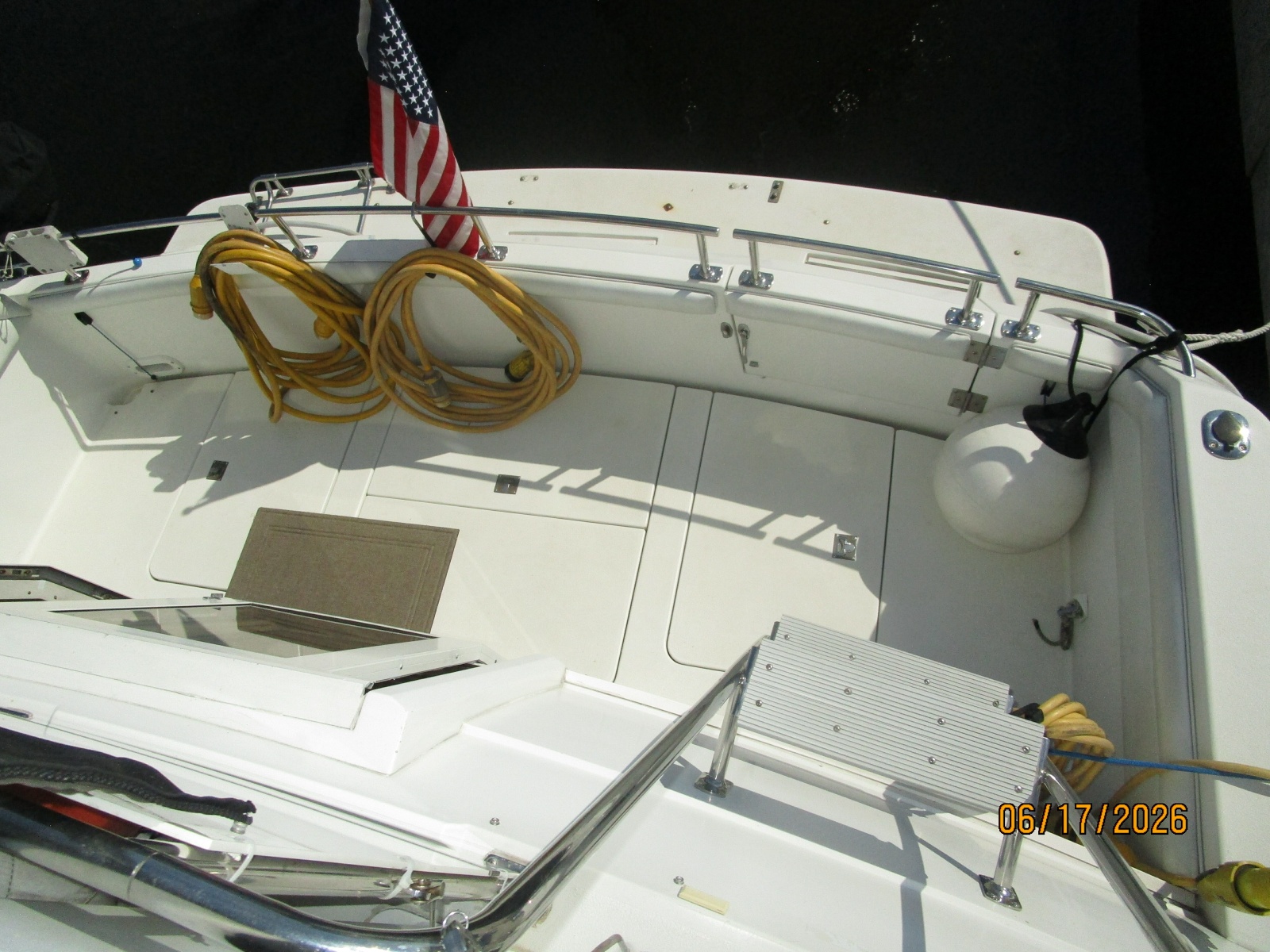 43' Carver cockpit