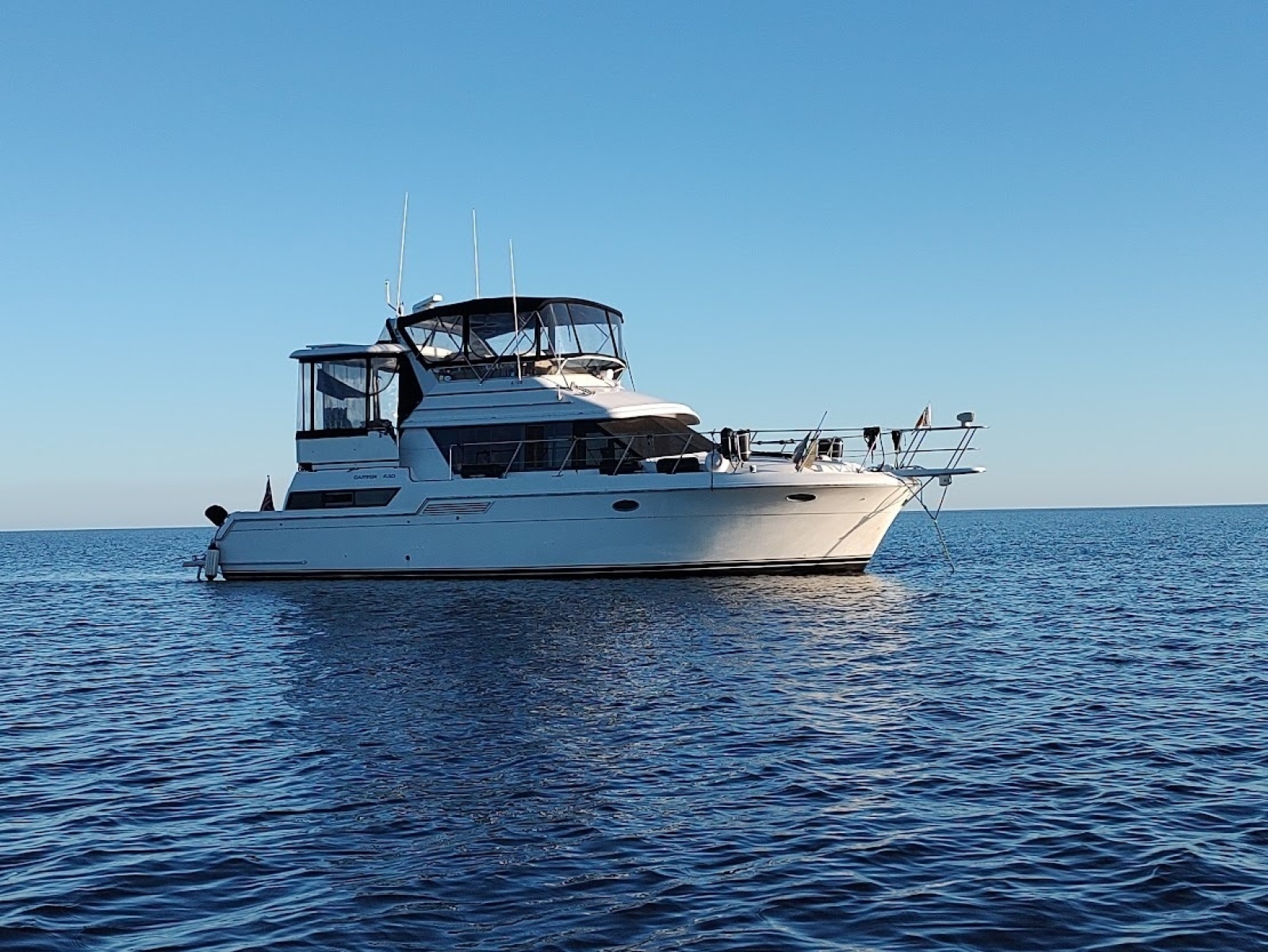 43' Carver starboard profile1