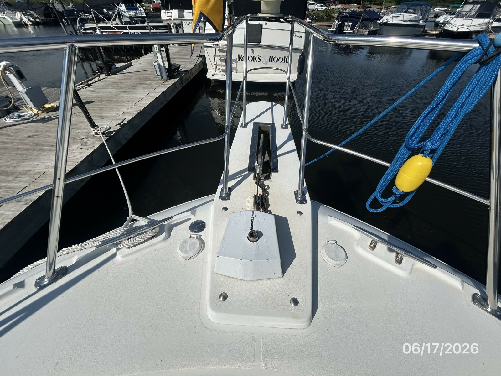 43' Carver anchor windlass1