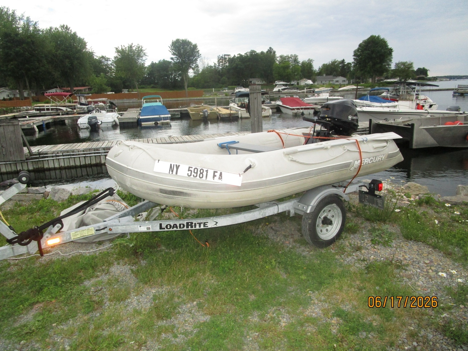 43' Carver tender2