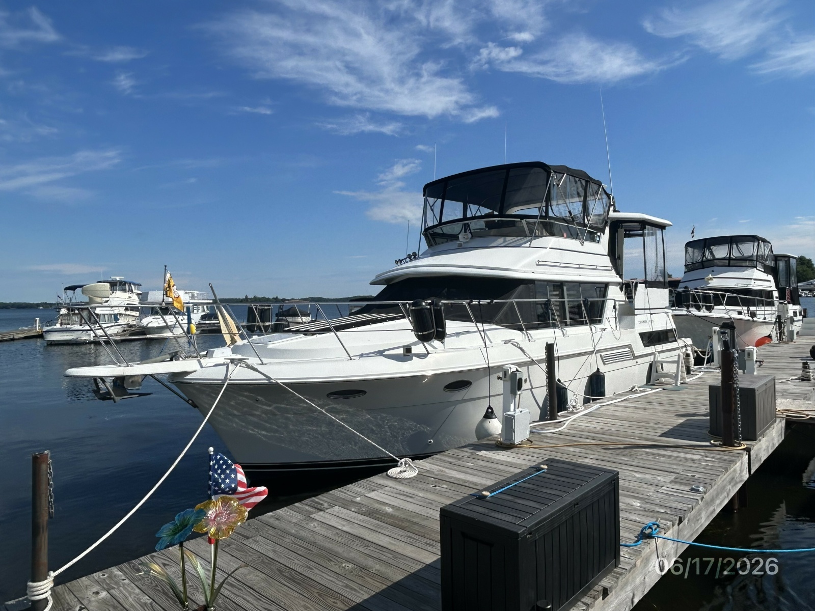 43' Carver port forward profile