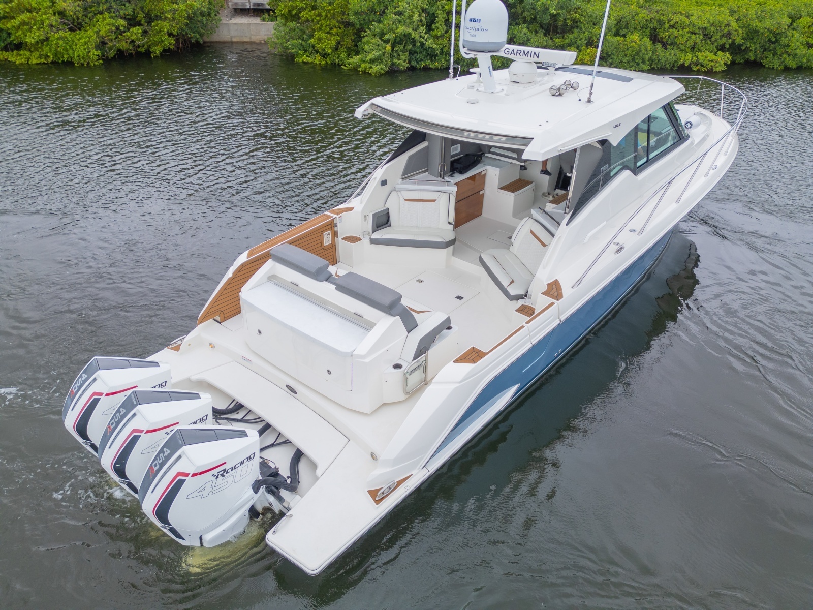 2021 Tiara Yachts 43 LE
