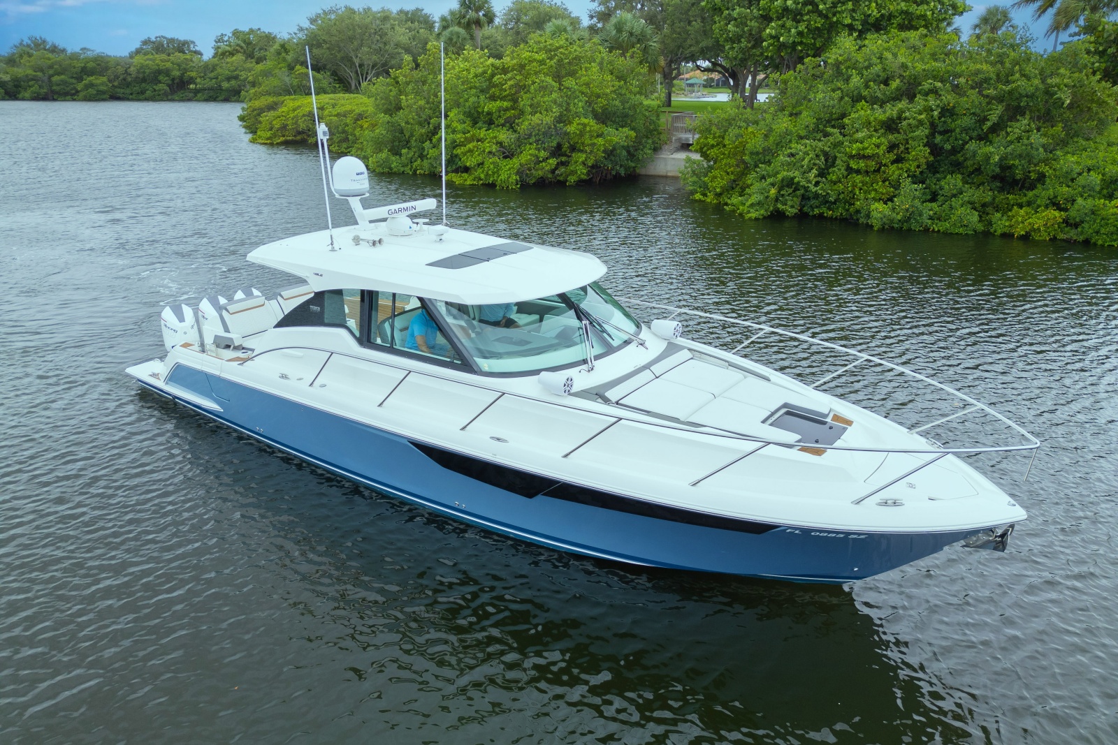 2021 Tiara Yachts 43 LE